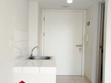 Disewa Apartemen Springlake Studio Azolla Lt.5