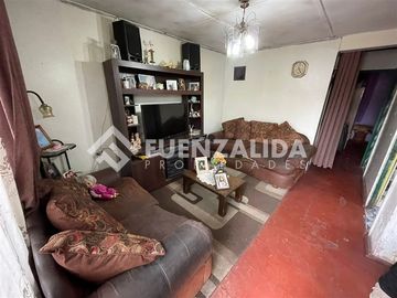 Casa en venta de 6 dorm. en Cerrillos