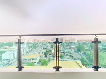 1 Bedroom Condo for sale at The Shine Condominium