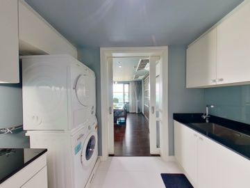 1 Bedroom Condo for sale at The Shine Condominium