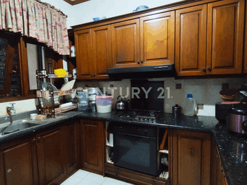 Rumah Bagus 2 Lantai Di Rawamangun Jakarta Timur S7520