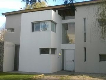 Casa en Country Saint Thomas Sur (Canning).