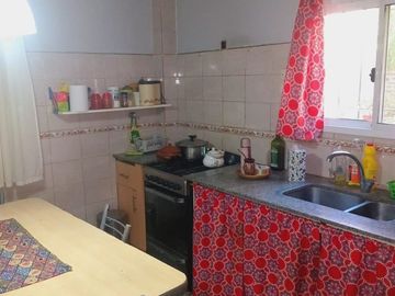 VENTA Gran ubicación casa con 2 dormitorios y 420 metros cuadrados de lote APTA CRÉDITO