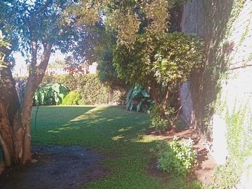 VENTA Gran ubicación casa con 2 dormitorios y 420 metros cuadrados de lote APTA CRÉDITO