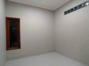 Rumah Baru Manyaran Cantik Candi Pawon Asri