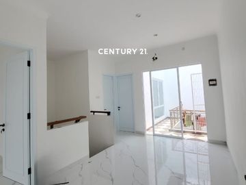 Rumah Baru Siap Huni Dekat Akses Tol Di Sektor 9 Bintaro Of 13650