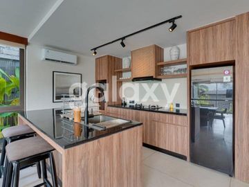 BRAND NEW VILLA DAN SIAP HUNI DI BATU MEJAN CANGGU BADUNG, BALI