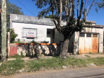 Casa en venta en Ezpeleta Este