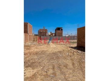 🌟 ¡Oportunidad Única de Inversión en Zona Urbana de Trujillo! 🌟🏗️

Se vende amplio y exclusivo Terreno Comercial de 989.80 m² en la Urbanización El