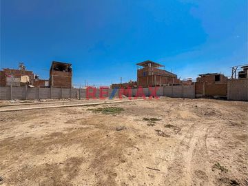 🌟 ¡Oportunidad Única de Inversión en Zona Urbana de Trujillo! 🌟🏗️

Se vende amplio y exclusivo Terreno Comercial de 989.80 m² en la Urbanización El
