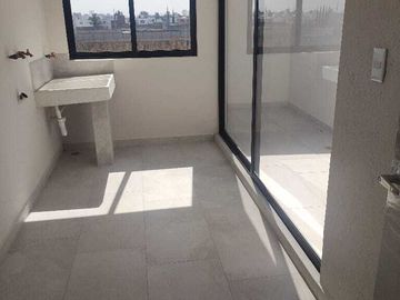SE VENDE HERMOSA CASA