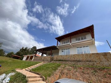 finca en venta en el carmen. Cod V16109