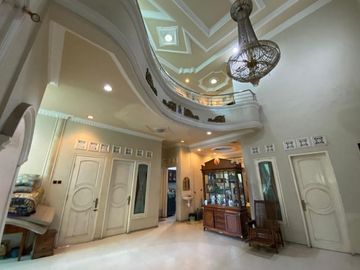 Rumah lux nyaman dan terawat di cinunuk dekat cibiru