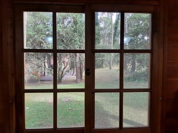 CASA 4 AMBIENTES VENTA CARILO CERCA DEL GOLF