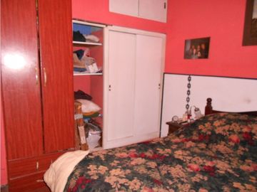 Casa apta para dos familias. Barrio San José