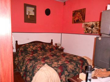 Casa apta para dos familias. Barrio San José