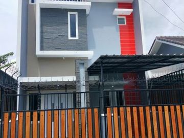 Villa Perumahan Bebas Desain Konsep Ruangan Dalam Rumah di Malang SHM