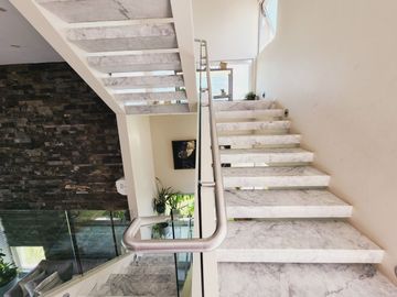 Residencia en VENTA CON TERRENO DE 908 M2 fracc PLAYAS DEL CONCHAL