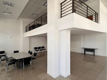 Local comercial de dos pisos en Calama