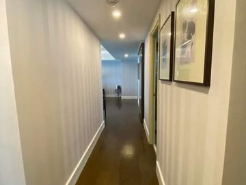 FOR SALE: Edades Tower