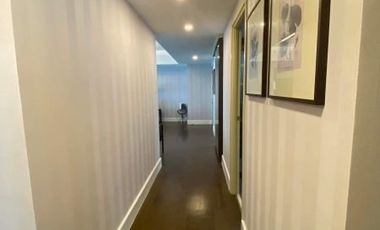 FOR SALE: Edades Tower
