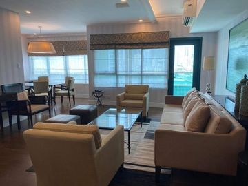 FOR SALE: Edades Tower