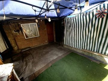 Venta de casa Regularizada 250 m2 de 5D,1B,Patio grande