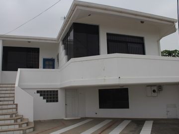 Capaes Beach House: Se Vende Casa Cerca del Mar en Capaes