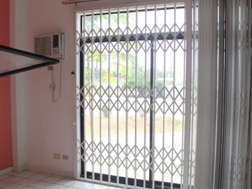Capaes Beach House: Se Vende Casa Cerca del Mar en Capaes