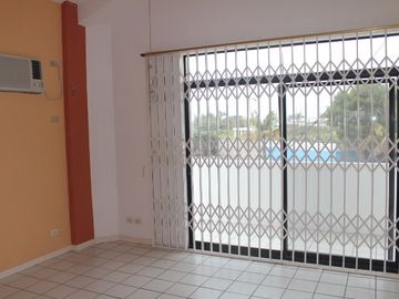 Capaes Beach House: Se Vende Casa Cerca del Mar en Capaes