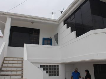 Capaes Beach House: Se Vende Casa Cerca del Mar en Capaes