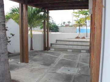 Capaes Beach House: Se Vende Casa Cerca del Mar en Capaes