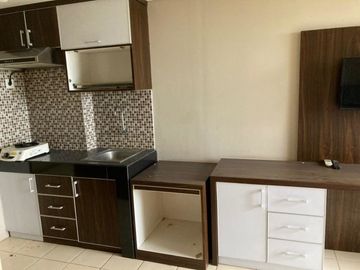 Dijual Apartemen Serpong Greenview Tangerang Selatan Studio Lantai 16 View City Full Furnished