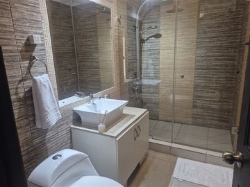 Departamento en arriendo de 3 dorm. en Viña del Mar para est