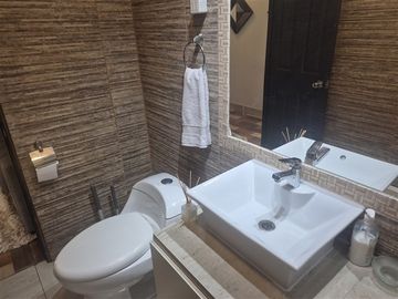 Departamento en arriendo de 3 dorm. en Viña del Mar para est