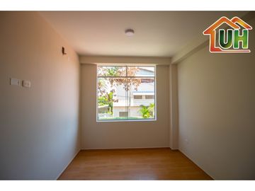 ID 00512-VENTA CASA PUCALLPA - DE ESTRENO -  CON PISCINA-A.T 250 m2