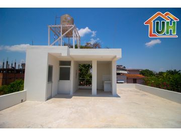ID 00512-VENTA CASA PUCALLPA - DE ESTRENO -  CON PISCINA-A.T 250 m2