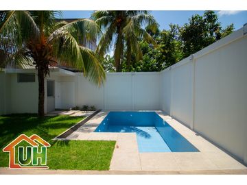 ID 00512-VENTA CASA PUCALLPA - DE ESTRENO -  CON PISCINA-A.T 250 m2