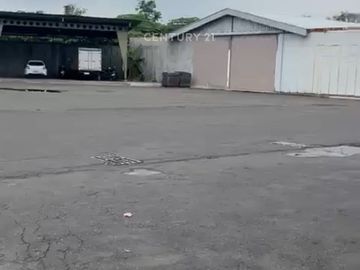 GUDANG COCOK UNTUK PABRIK DI DAERAH JEBRES SURAKARTA