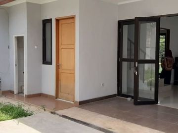 Rumah 2 lantai dalam komplek cinere delta residence
