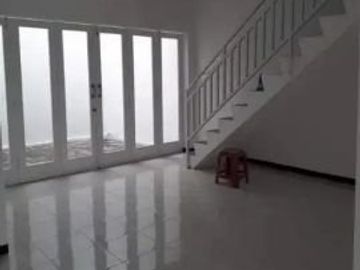 Rumah 2 Lantai Siap Huni Nirwana Eksekutif Surabaya
