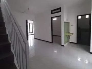 Rumah 2 Lantai Siap Huni Nirwana Eksekutif Surabaya