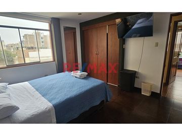 🏖 Alquiler de Departamento Amoblado en Huanchaco – ¡Listo para Mudarse! 🏡

¿Buscas vivir cerca del mar en un lugar cómodo, moderno y con todos los s