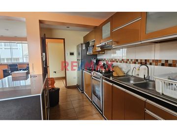 🏖 Alquiler de Departamento Amoblado en Huanchaco – ¡Listo para Mudarse! 🏡

¿Buscas vivir cerca del mar en un lugar cómodo, moderno y con todos los s