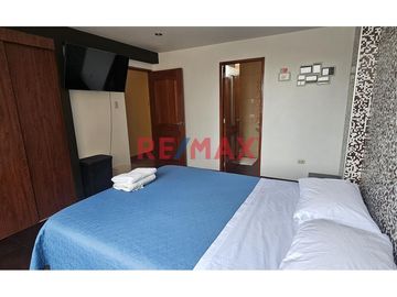 🏖 Alquiler de Departamento Amoblado en Huanchaco – ¡Listo para Mudarse! 🏡

¿Buscas vivir cerca del mar en un lugar cómodo, moderno y con todos los s