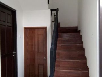 Rumah Baru Rp 790 Juta, 2 Lnt, di Pamulang, TangSel. LT 75 m