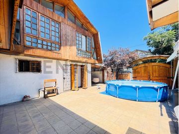 Casa en venta Villa Santa Carolina Macul