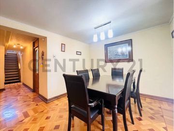 Casa en venta Villa Santa Carolina Macul