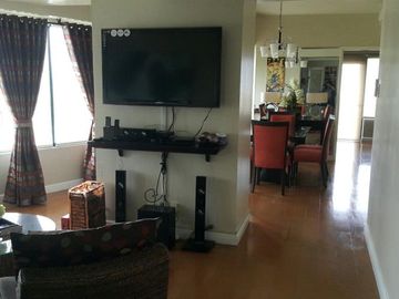 Condominium 3 Bedrooms: 3BR Condo For Sale in One Rockwell East Tower Rockwell Makati City
