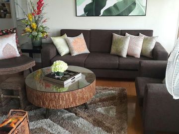 Condominium 3 Bedrooms: 3BR Condo For Sale in One Rockwell East Tower Rockwell Makati City